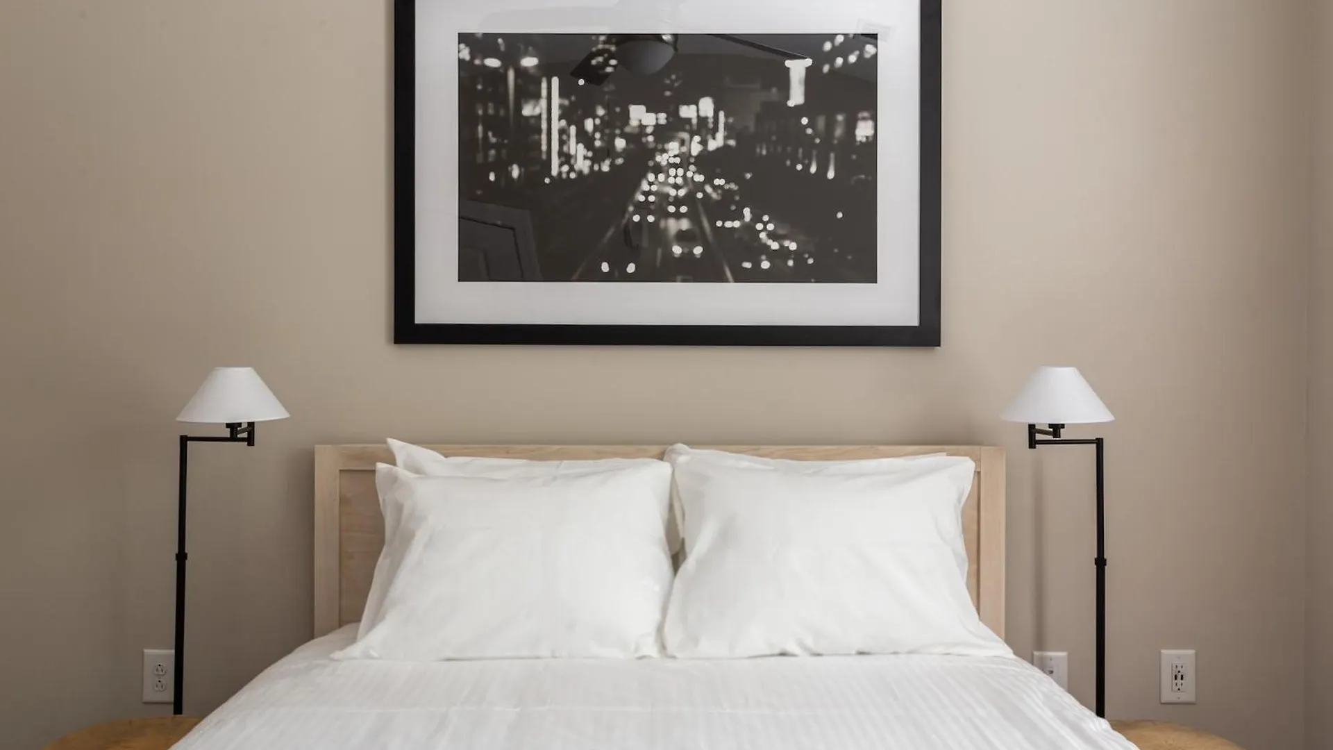 Kasa FreeMoreWest Charlotte Hotel